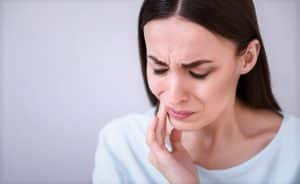 oral cancer causes - pain